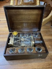 Conjunto Vintage de Licor e Shot Glass - Dourado - Caixa de Música Wind Up comprar usado  Enviando para Brazil