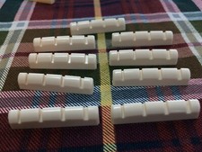 Lote de porcas com fenda de plástico para baixo creme Luthier comprar usado  Enviando para Brazil