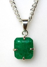 Emeraude verte pendentif d'occasion  Villars-les-Dombes
