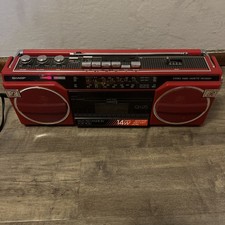 Rádio casette player/boombox Sharp QT25(Z) funciona muito bem raro cor vermelha quase perfeita vídeo comprar usado Rádio casette player/boombox Sharp QT25(Z) funciona muito bem raro cor vermelha quase perfeita vídeo comprar usado  Enviando para Brazil