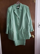 Women harve benard for sale  Hillside