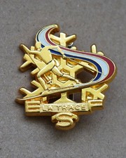 Insigne broche médaille d'occasion  Bénouville