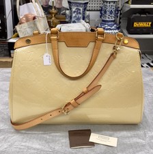 Usado, Bolsa Louis Vuitton BLANC CORAIL verniz couro monograma Vernis Brea MM 2WAY comprar usado  Enviando para Brazil