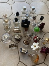 Lot flacons parfum d'occasion Lot flacons parfum d'occasion  Sarrebourg