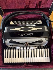 Vintage CONTELLO ACORDEAN Preto, Estojo Com Feito na Itália Raro 2442s, usado comprar usado Vintage CONTELLO ACORDEAN Preto, Estojo Com Feito na Itália Raro 2442s, usado comprar usado  Enviando para Brazil