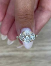 4.36 cts oval for sale  New York