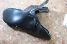 Selle cheval poney d'occasion  Neuville-aux-Bois