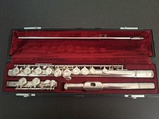 Yamaha yfl211s flute for sale Yamaha yfl211s flute for sale  HORNCHURCH