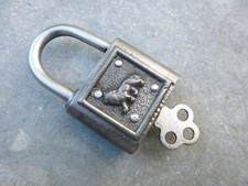 Ancien cadenas clef d'occasion  Couhé