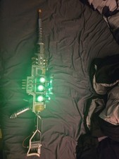 Fallout plasma rifle d'occasion  Expédié en Belgium