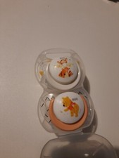 Tétines sucettes nuk d'occasion  Décines-Charpieu