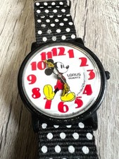 montre lorus disney d'occasion  Expédié en Belgium