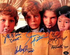 THE GOONIES elenco x4 (Feldman, Astin, Quan, Cohen) autógrafos assinados 8x10" com certificado de autenticidade comprar usado  Enviando para Brazil