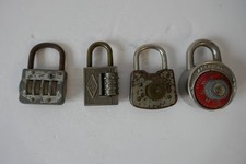 Lot ancien cadenas d'occasion  Calais