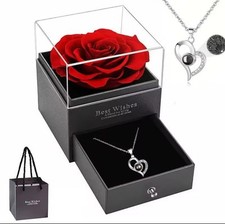Collier rose rouge d'occasion  Paris XV