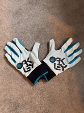 Oakley ski gloves for sale  HALIFAX