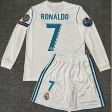 Kit pantaloncini maglia usato  Spedire a Italy