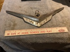 Ornamento de capuz emblema Plymouth V8 comprar usado Ornamento de capuz emblema Plymouth V8 comprar usado  Enviando para Brazil