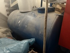 Cisterna gasolio 1000lt usato  Sant Antimo