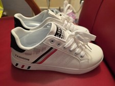 scarpe bianche nuove usato scarpe bianche nuove usato Cisterna di Latina