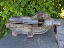 Alter massiver schraubstock gebraucht kaufen  Göttin, -Neustadt