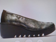 Scarpe slip fly usato  Italia