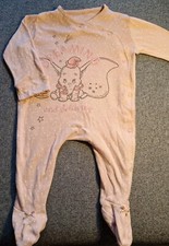 Fato de dormir Disney bebê menina Dumbo 3-6 meses rosa pé inteiro babygrow (D59)  comprar usado  Enviando para Brazil