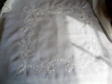 Vintage nappe brodée d'occasion  Estrées-Saint-Denis