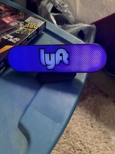 Bigode Lyft Rosa Brilhante - Colecionável Original Lyft comprar usado  Enviando para Brazil