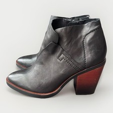 Kelsi dagger black for sale  Albertville