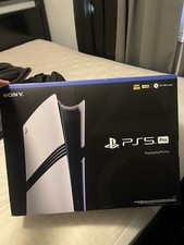 Console Sony PlayStation 5 Pro branco 2TB sem disco comprar usado  Enviando para Brazil