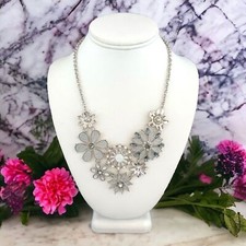 Novo Colar Boutique Design Floral Declaração Tom Prata Moda Feminina 1U comprar usado  Enviando para Brazil