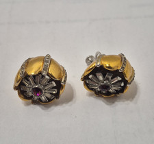 Raro orecchini vintage usato Raro orecchini vintage usato  Spedire a Italy