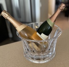 Refrigerador de acrílico pesado duplo champanhe/vinho grão estilo Lucite 11′′ com 7” H comprar usado Refrigerador de acrílico pesado duplo champanhe/vinho grão estilo Lucite 11′′ com 7” H comprar usado  Enviando para Brazil