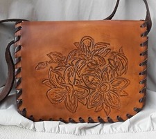Borsa cuoio incisa usato  Alcamo