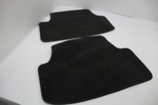 Par de tapetes traseiros Audi A3 8V carpete preto 8V0061276 comprar usado  Enviando para Brazil