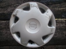 Volvo wheel trim for sale  CAMBERLEY