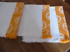 Lot serviettes jaunes d'occasion  Senozan