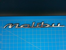 Emblema vintage Chevrolet Malibu Script fabricante de equipamento original 22638462 GM clássico exterior Tr comprar usado  Enviando para Brazil