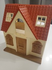 Usado, Casa de brincar Calico Critters telhado vermelho casa aconchegante famílias silvânicas comprar usado  Enviando para Brazil