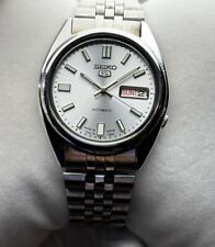 Relógio de pulso masculino Seiko 5 automático 21 joias mostrador prata dia/data 7S26 comprar usado  Enviando para Brazil