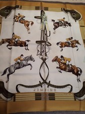 Hermes. silk scarf usato Hermes. silk scarf usato  Roma