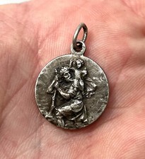 Ancienne medaille saint d'occasion  Mantes-la-Jolie