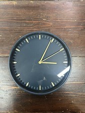 Orologio blu scuro usato Orologio blu scuro usato  Mezzago