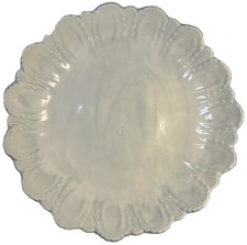 White ceramic scalloped for sale White ceramic scalloped for sale  Longmont
