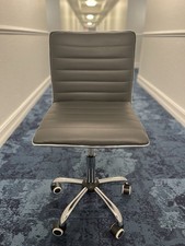 Gray swivel office for sale  Pompano Beach