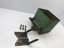 CAIXA DE PESO DE LASTRO TRASEIRO JOHN DEERE COM SUPORTES 318 316 322 330 332 420 430  comprar usado  Enviando para Brazil