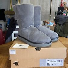 Bottines ugg bailey d'occasion  Lardy