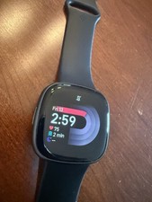 Smartwatch Fitbit Versa 4 GPS rastreador de atividade física monitor de frequência cardíaca S/L comprar usado  Enviando para Brazil