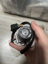 DUCATI Hypermotard 1100 OEM CONJUNTO DE BLOQUEIO INTERRUPTOR DE IGNIÇÃO comprar usado DUCATI Hypermotard 1100 OEM CONJUNTO DE BLOQUEIO INTERRUPTOR DE IGNIÇÃO comprar usado  Enviando para Brazil